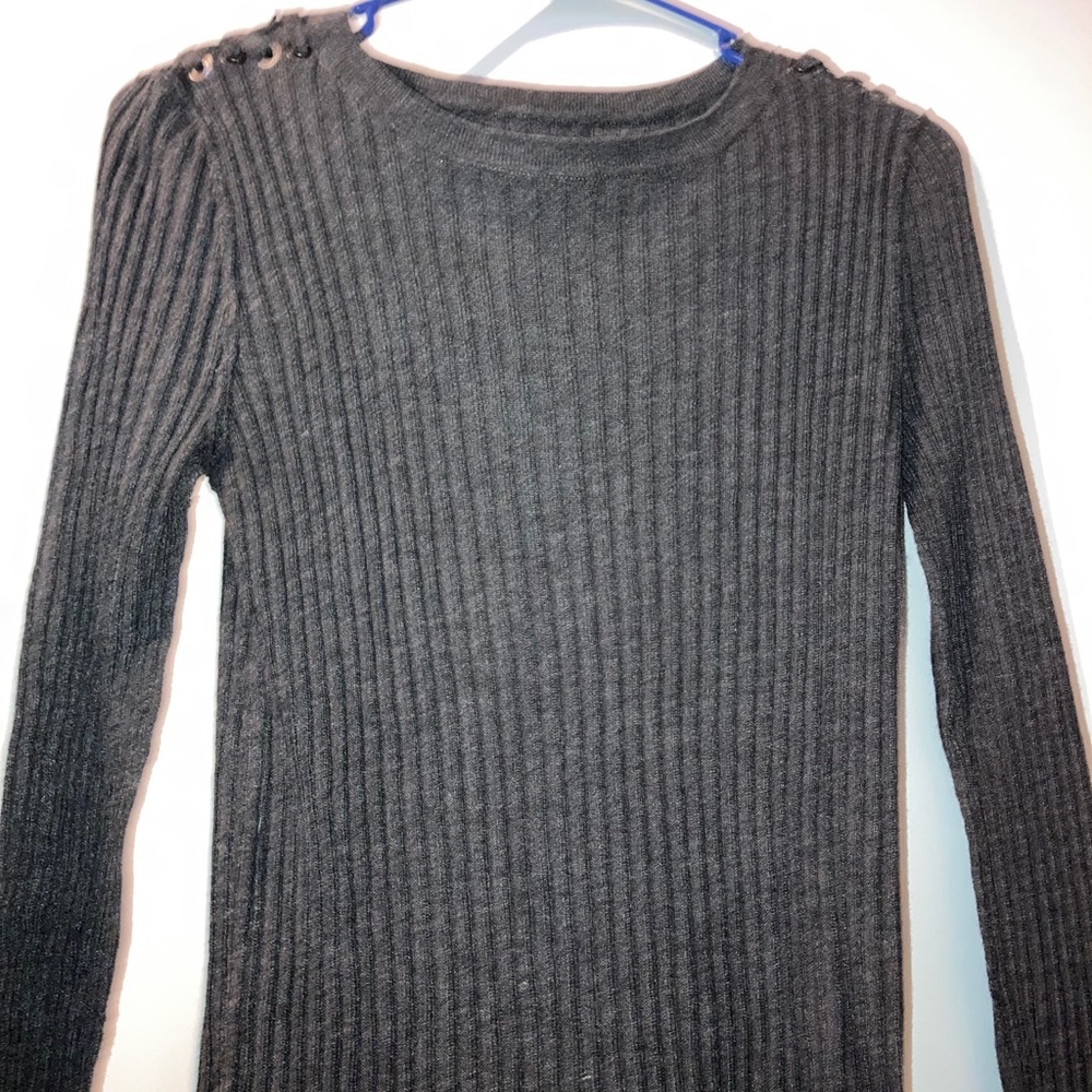 gray sweater